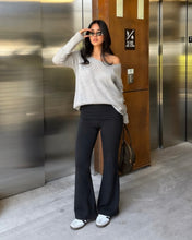 Load image into Gallery viewer, Tilda sweater
